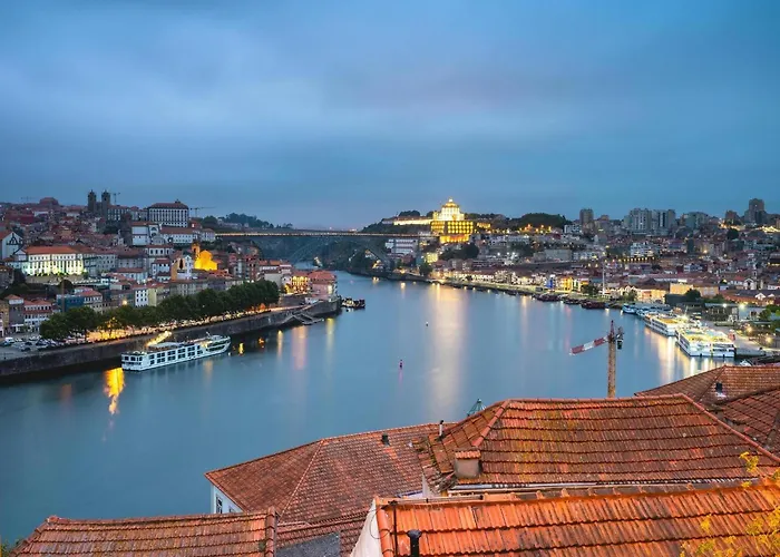 Appartement Compact & Cozy Retreat In S Heart Oporto