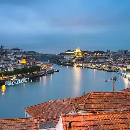 Apartament Compact & Cozy Retreat In S Heart Porto