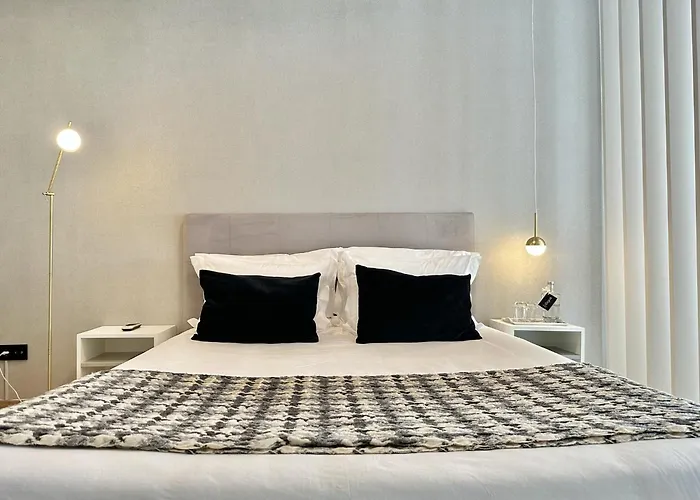 아파트 Compact & Cozy Retreat In S Heart 포르투